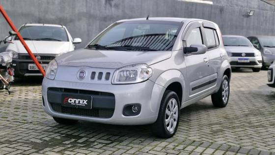 FIAT UNO 1.4 ATTRACTIVE 8V FLEX 4P MANUAL FIAT UNO 1.4 ATTRACTIVE 8V FLEX 4P MANUAL
